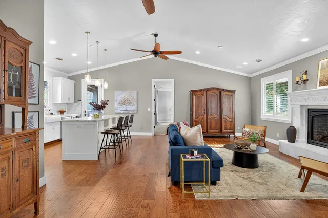 $1,200,000 | 14275 North Neeley Road, Lodi, CA 95242