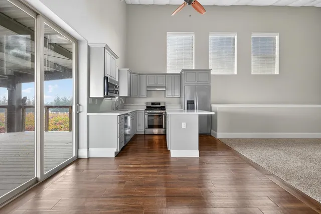 $1,200,000 | 14275 North Neeley Road, Lodi, CA 95242