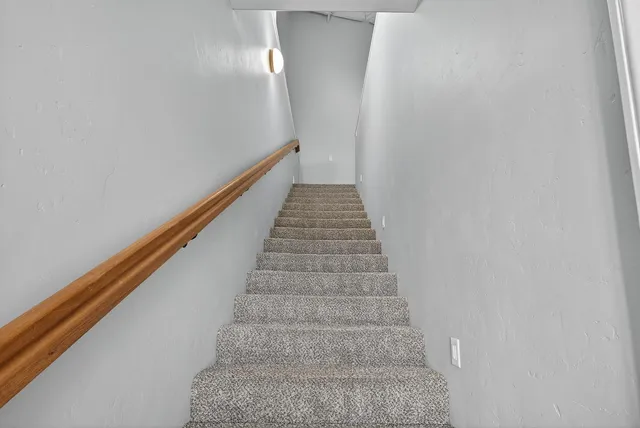 $1,200,000 | 14275 North Neeley Road, Lodi, CA 95242