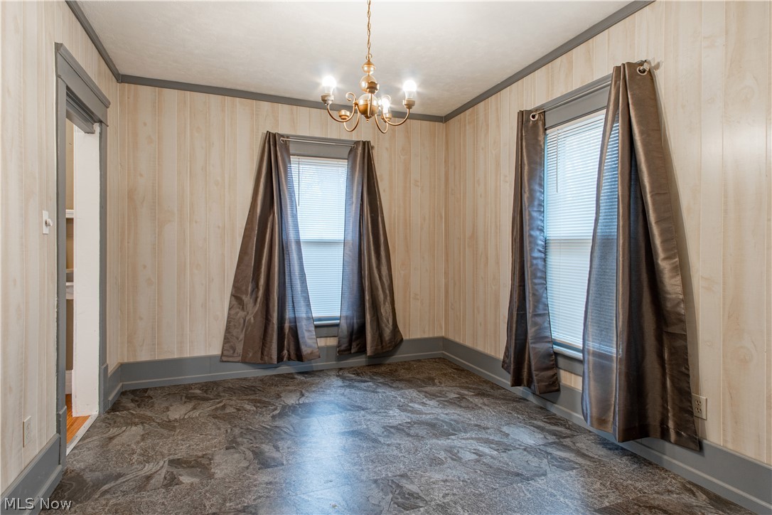 822 Berwin Street Akron, OH 44310 - Photo 10 of 29 Gallery Image 10