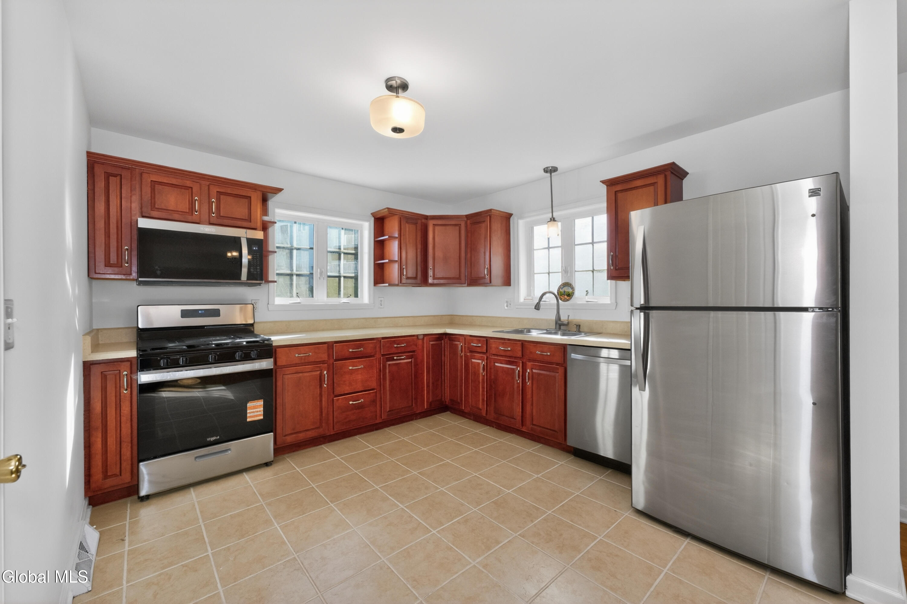22 Van Winkle Road Hudson, NY 12534 - Photo 13 of 40 22 Van Winkle Rd