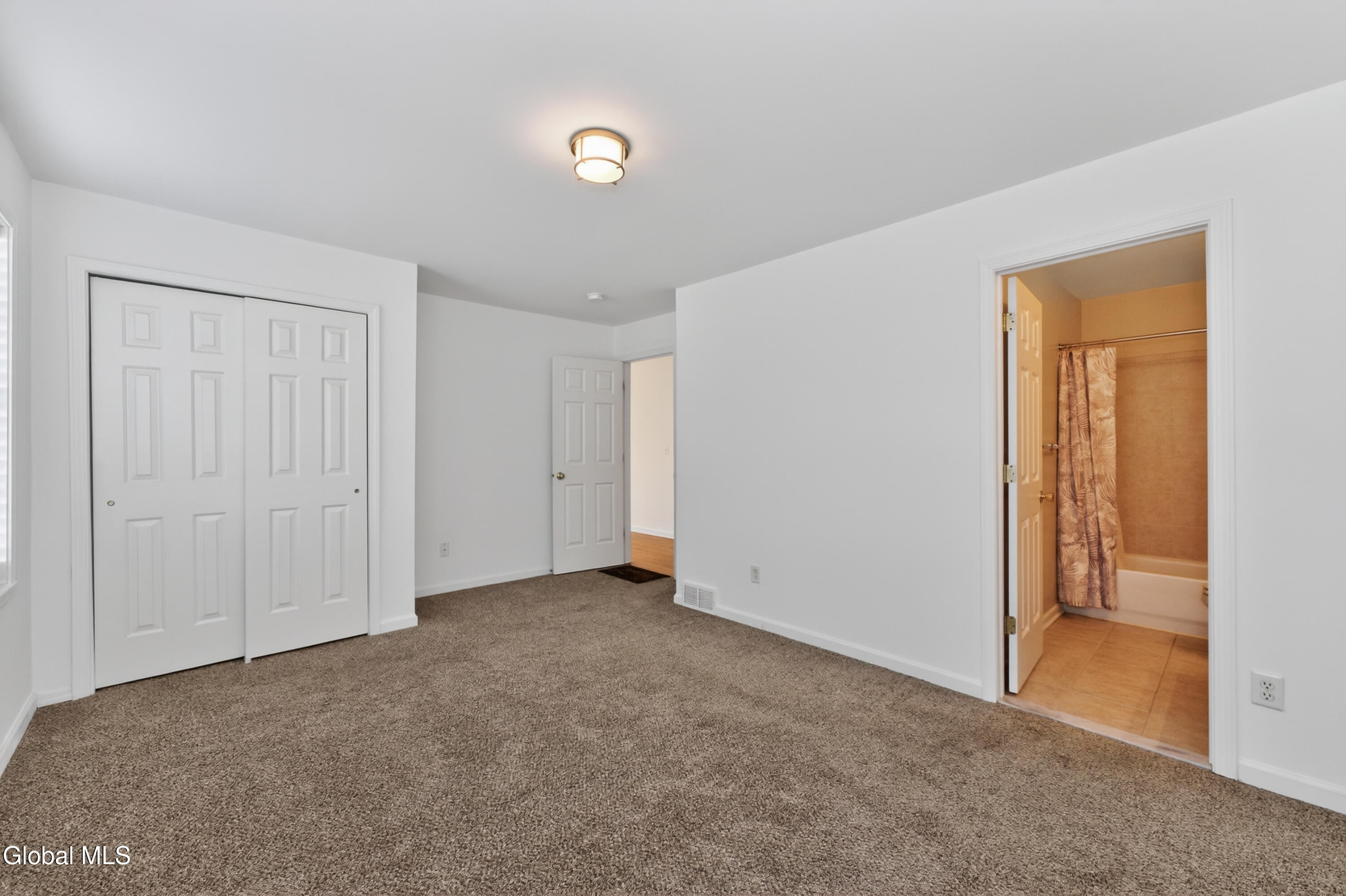 22 Van Winkle Road Hudson, NY 12534 - Photo 24 of 40 9 Bedroom up 2