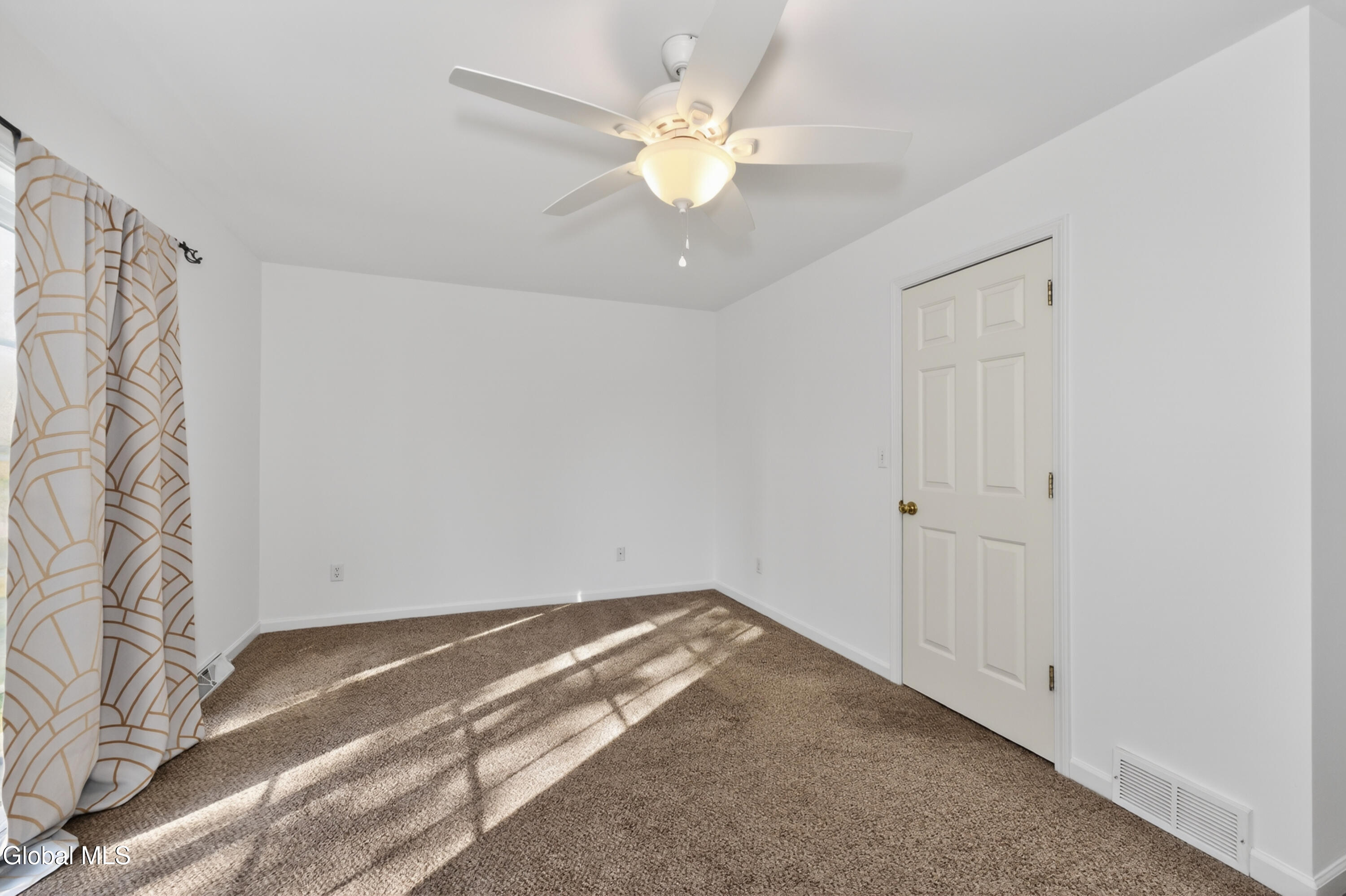 22 Van Winkle Road Hudson, NY 12534 - Photo 33 of 40 22 Van Winkle Rd