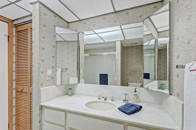 $389,000 | 130 Bracken Wood Road, Palm Beach Gardens, FL 33418