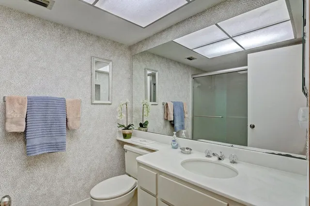 $389,000 | 130 Bracken Wood Road, Palm Beach Gardens, FL 33418