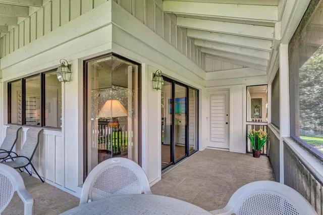 $389,000 | 130 Bracken Wood Road, Palm Beach Gardens, FL 33418