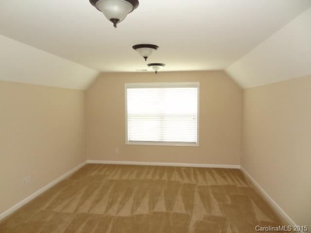 9217 Inverness Bay Road Charlotte, NC 28278 - Photo 8 of 23 Gallery Image 8