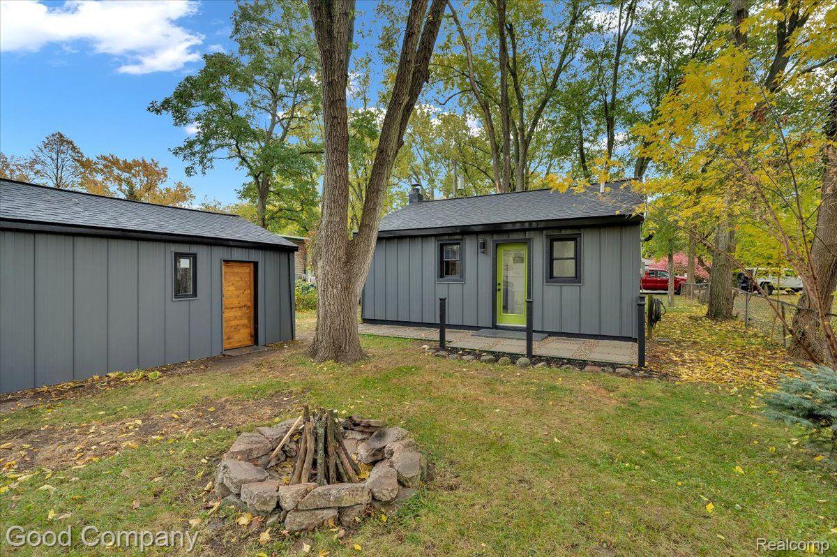 5136 Reymont Road Waterford, MI 48327 - Photo 16 of 24 Gallery Image 16