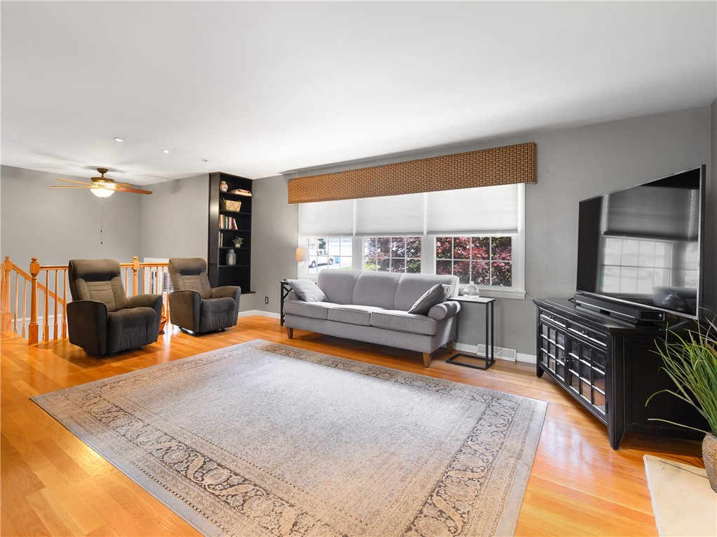 111 West Blue Ridge Road Cranston, RI 02920 - Photo 11 of 31