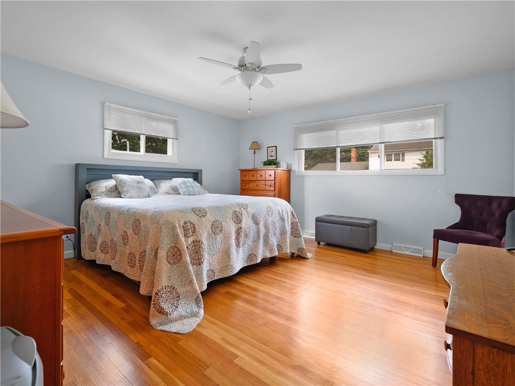 111 West Blue Ridge Road Cranston, RI 02920 - Photo 15 of 31