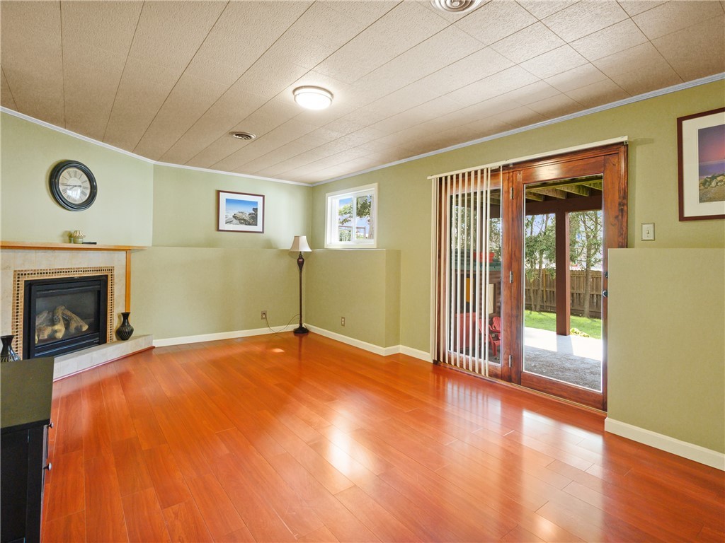 111 West Blue Ridge Road Cranston, RI 02920 - Photo 25 of 31