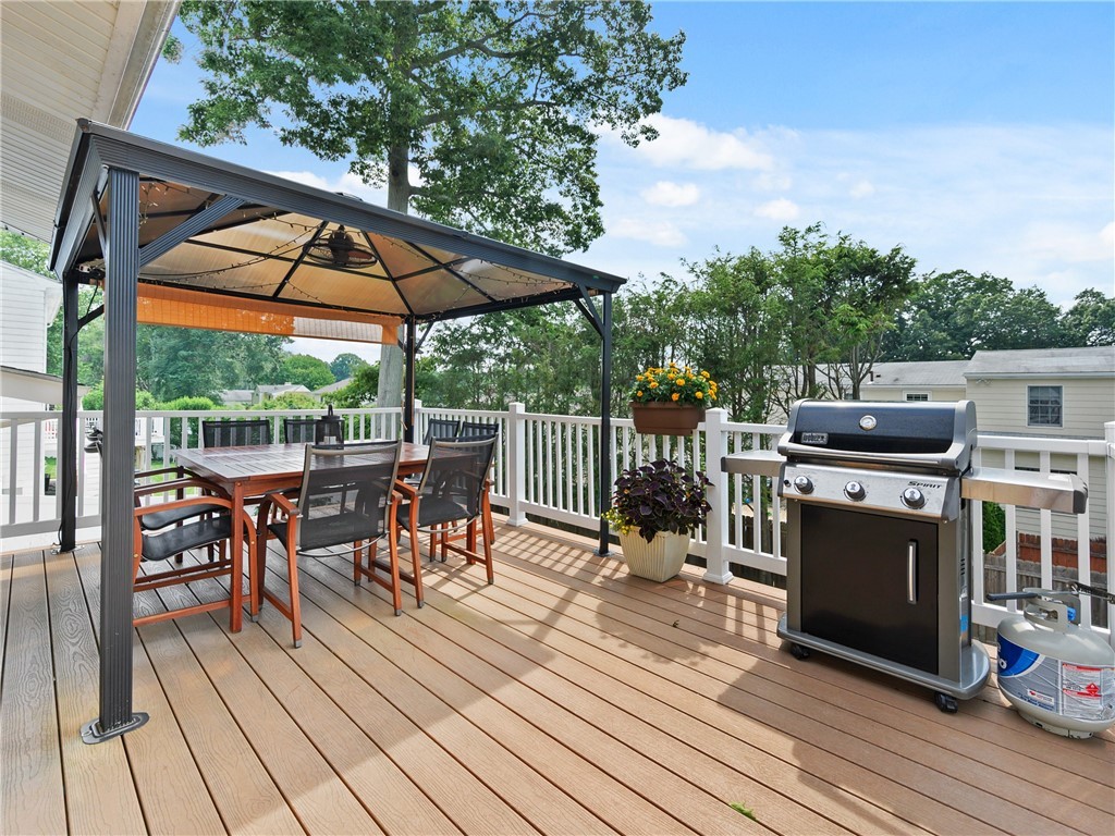 111 West Blue Ridge Road Cranston, RI 02920 - Photo 27 of 31