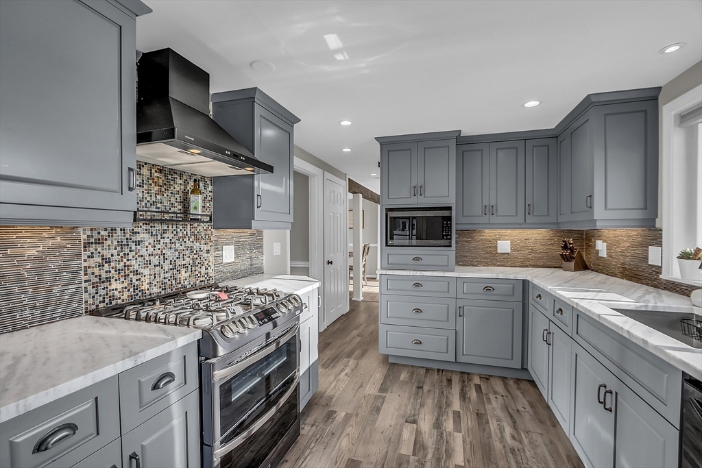5 Arbor Road North Chelmsford, MA 01863 - Photo 5 of 30 Gallery Image 5
