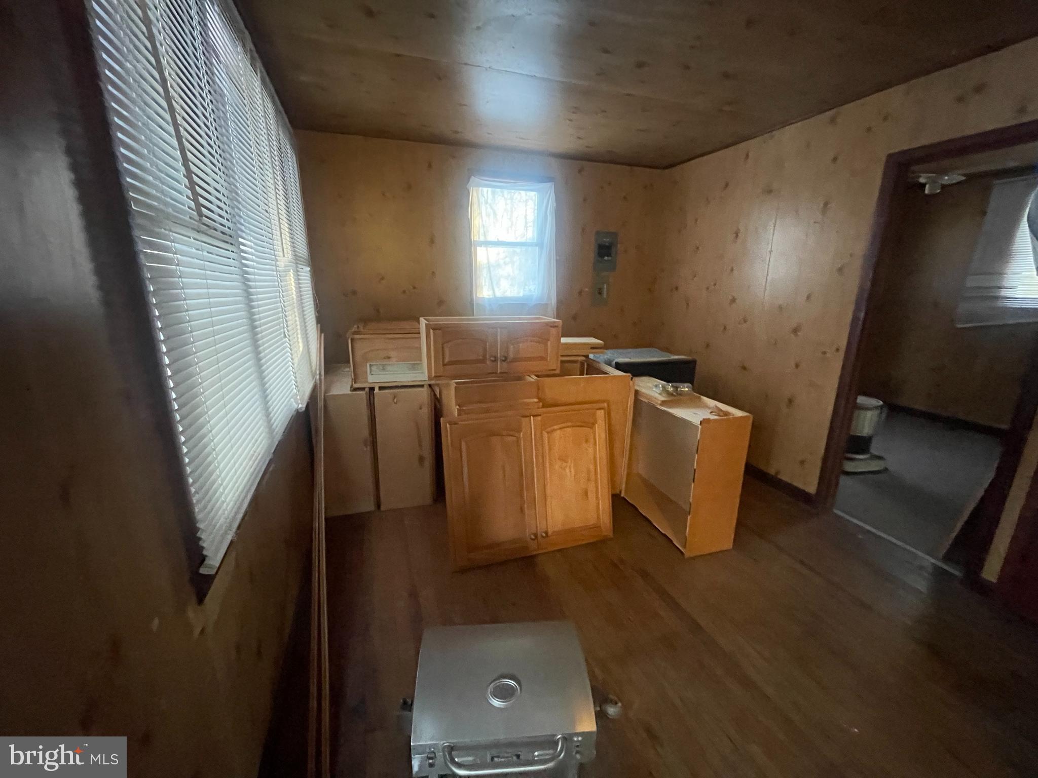307 Iris Road Millville, NJ 08332 - Photo 4 of 13