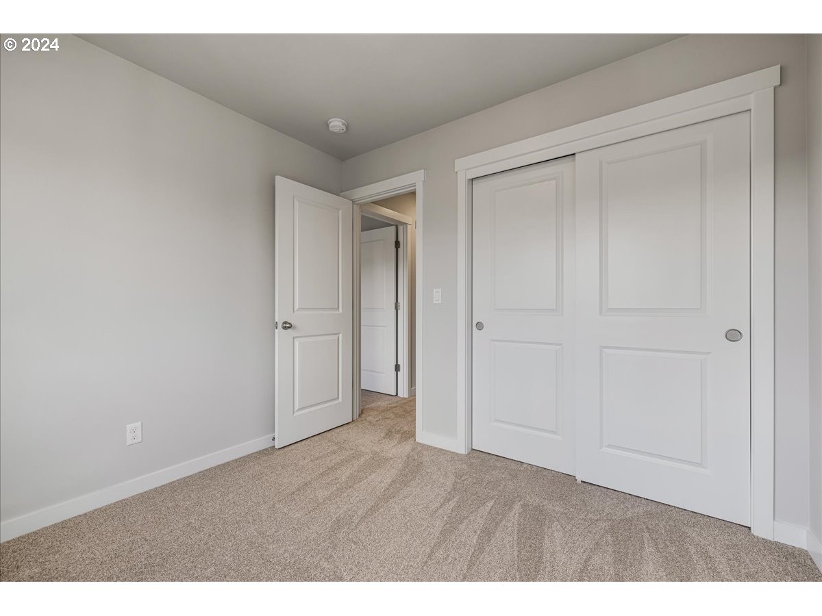 1485 North Chehalis Lane Newberg, OR 97132 - Photo 32 of 38 a view of an empty room
