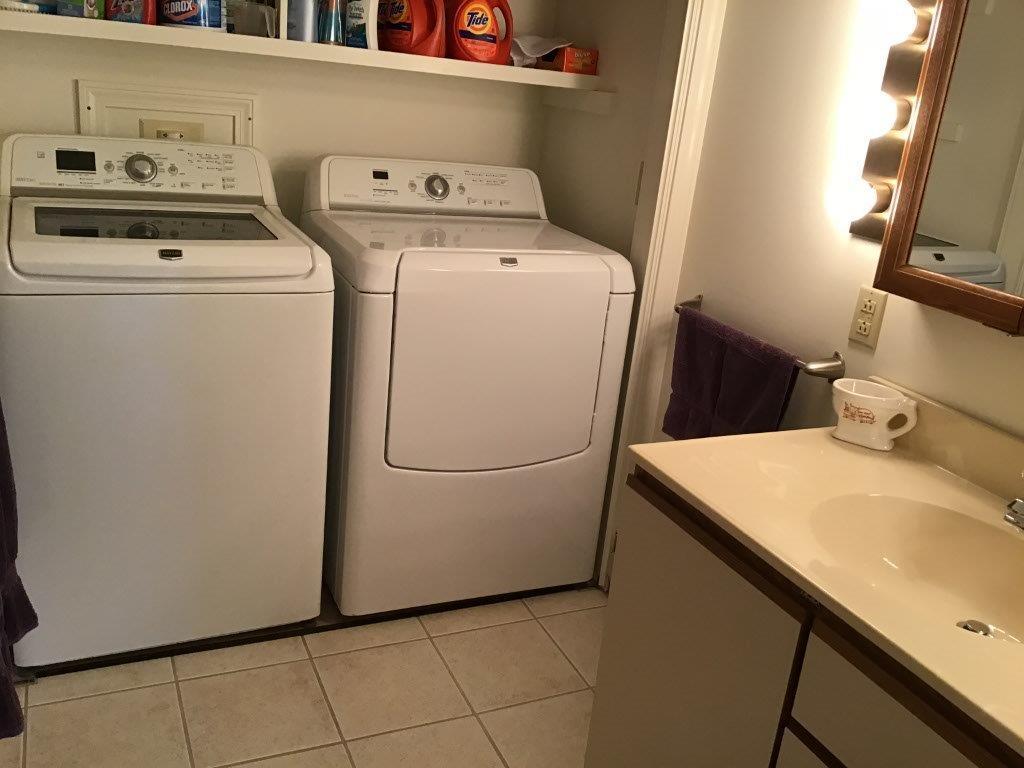 320 Augusta Road, Unit 6 Winslow, ME 04901 - Photo 17 of 21 Guest Bath and Laundry