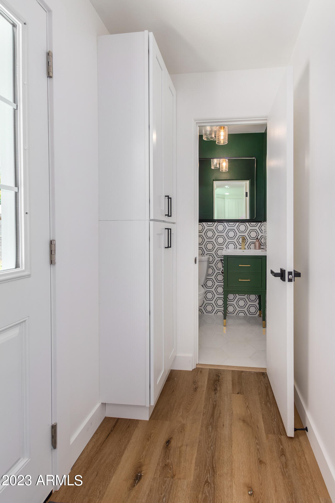 219 West Ruth Avenue Phoenix, AZ 85021 - Photo 11 of 23 Powder bath