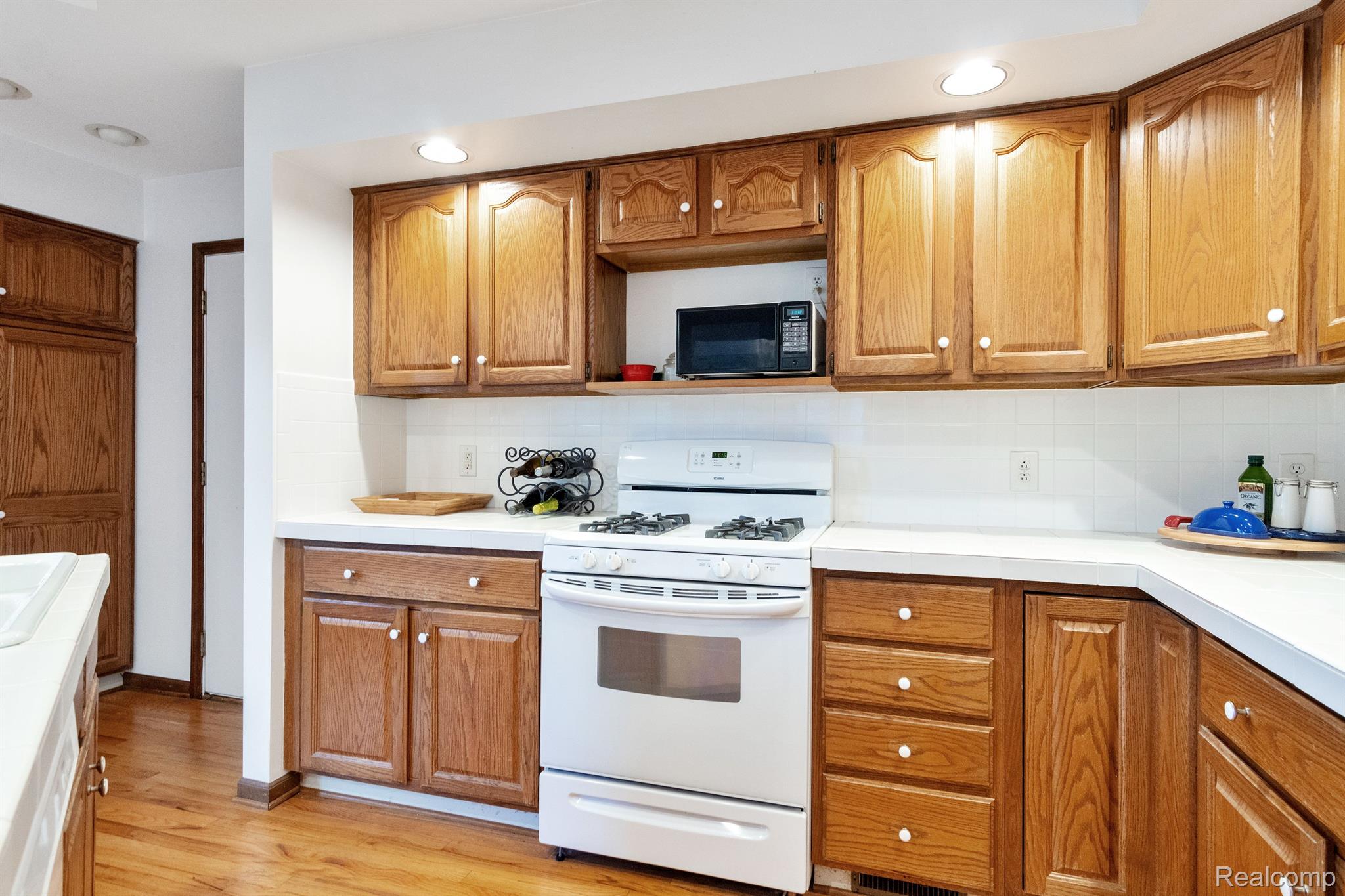 4315 Old Mill Road Pinckney, MI 48169 - Photo 12 of 30 Gallery Image 12