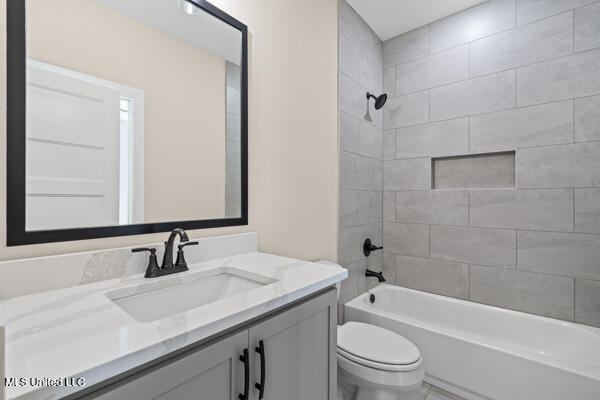 14227 Hidden Loop Byhalia, MS 38611 - Photo 19 of 34 66-bath 2