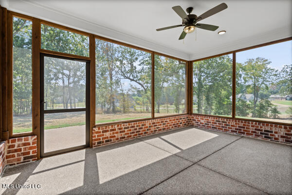 14227 Hidden Loop Byhalia, MS 38611 - Photo 29 of 34 66-back porch 1
