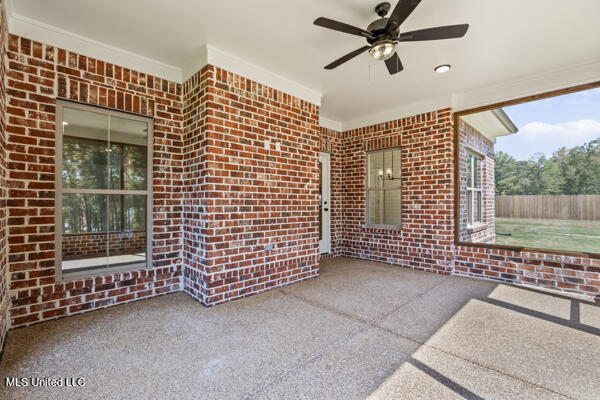14227 Hidden Loop Byhalia, MS 38611 - Photo 30 of 34 66-back porch 2