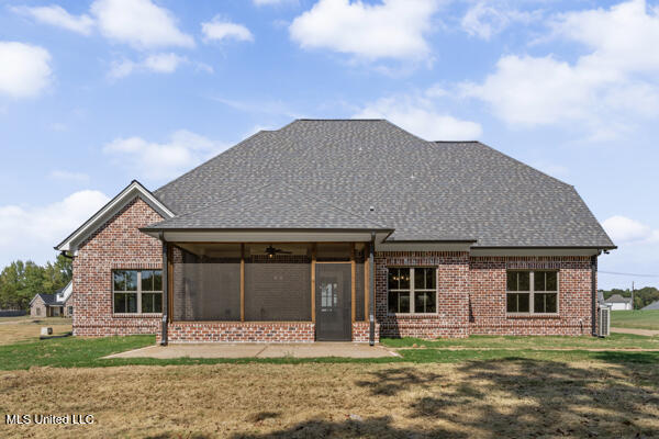 14227 Hidden Loop Byhalia, MS 38611 - Photo 32 of 34 66-back elevation