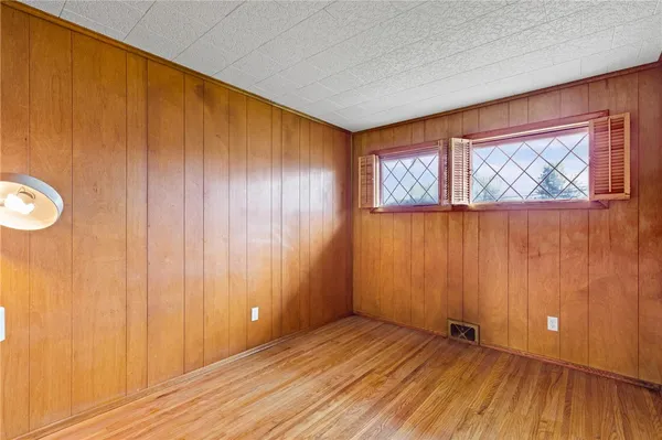 $179,900 | 561 Gillett Road, Ogden, NY 14559