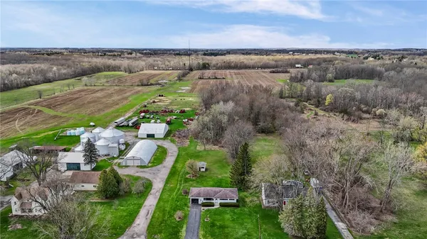 $179,900 | 561 Gillett Road, Ogden, NY 14559