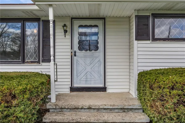 $179,900 | 561 Gillett Road, Ogden, NY 14559