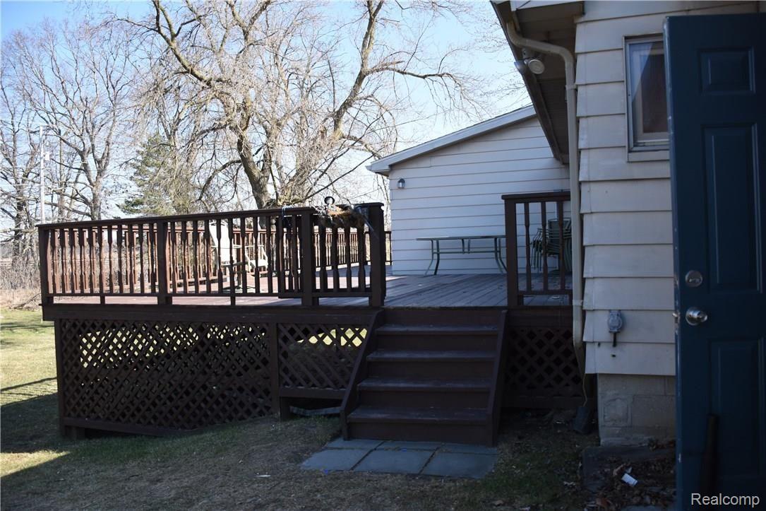 12155 Green Road Goodrich, MI 48438 - Photo 12 of 50 DSC_2133.JPG