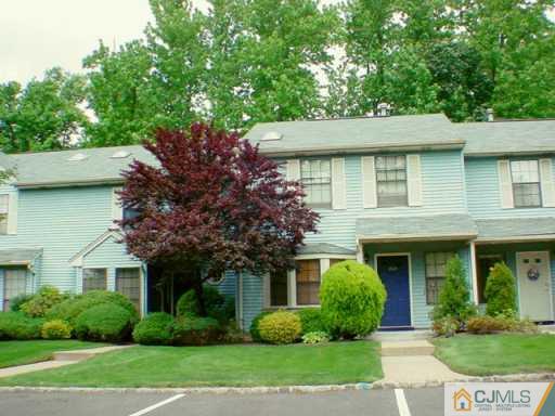 402 Timber Oaks Road Edison, NJ 08820 - Photo 2 of 2