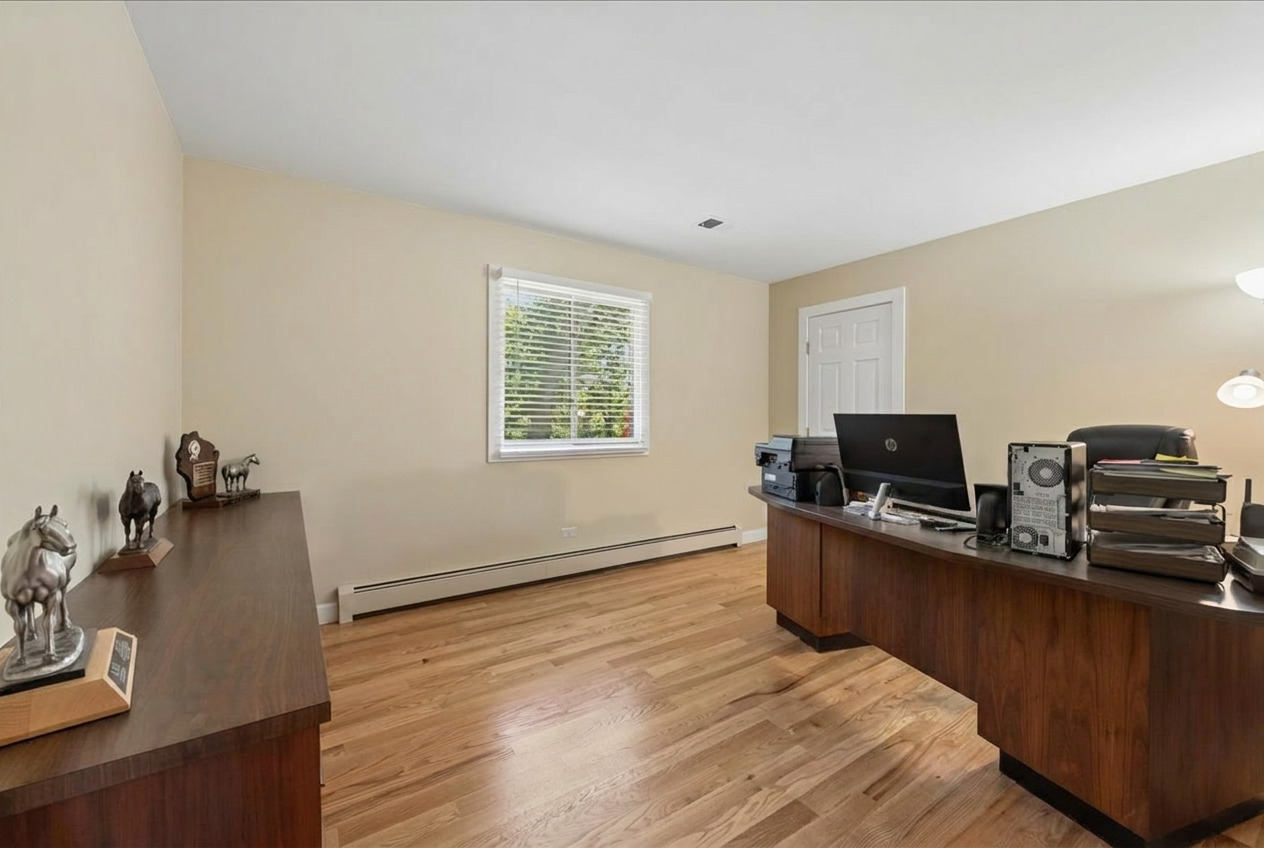 3605 Oak Ridge Road Crystal Lake, IL 60012 - Photo 15 of 24