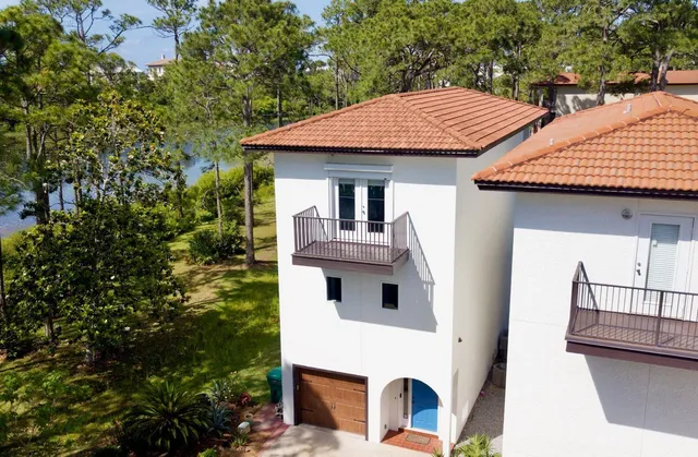 a view of a hallway to a house