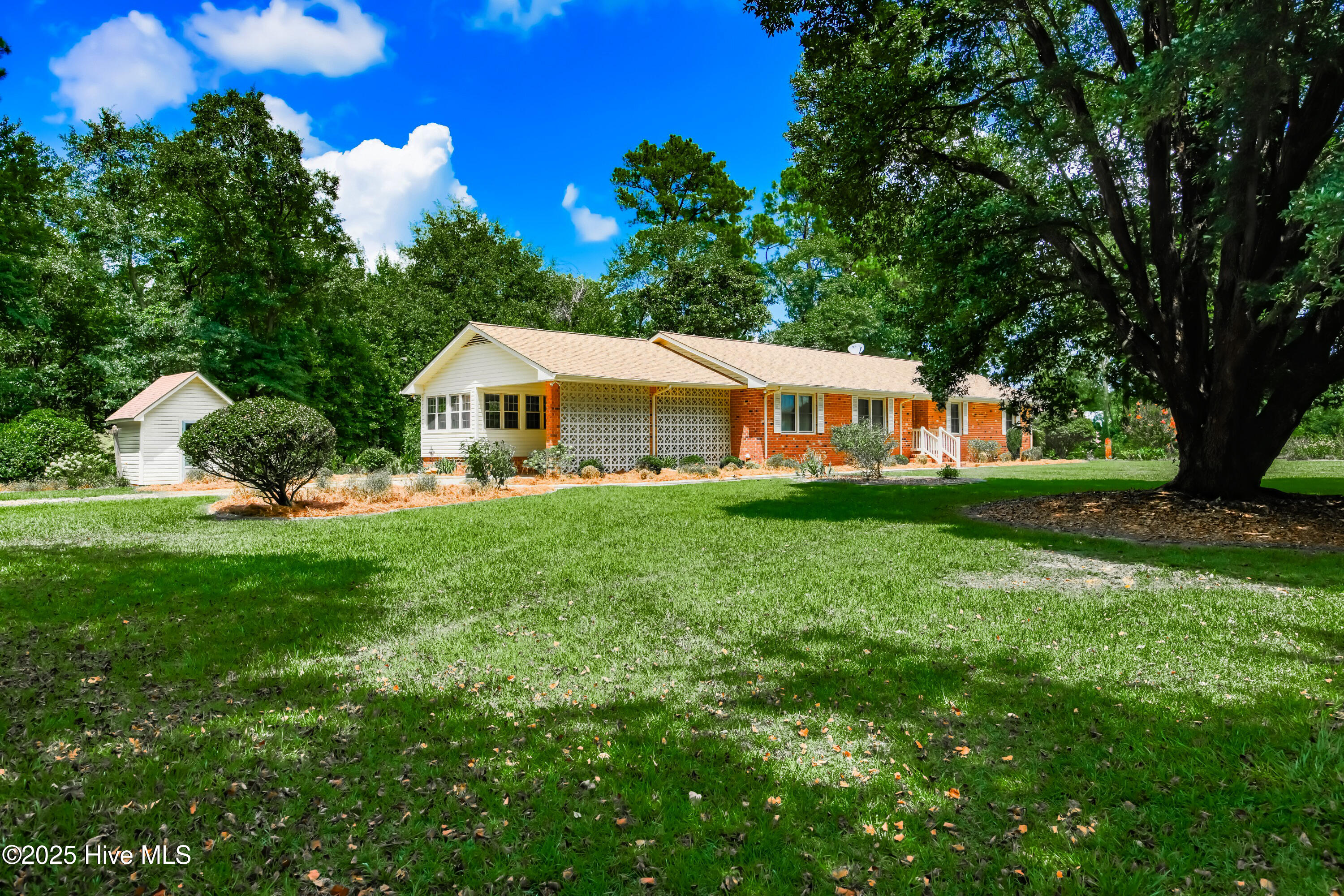 329 C R Edwards Road Beulaville, NC 28518 - Photo 4 of 51 _K6A4640 (Custom)