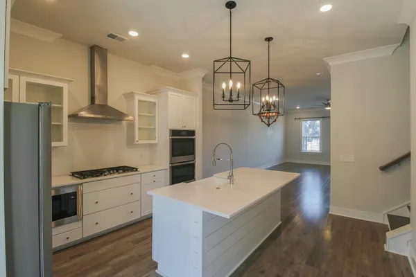 $4,800 | 1624 Florentia Street, Mount Pleasant, SC 29464