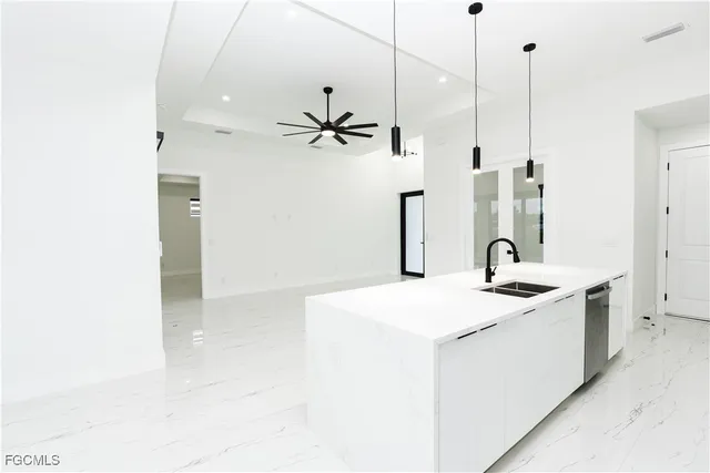 $2,500 | 903 Northeast 23rd Street, Cape Coral, FL 33909