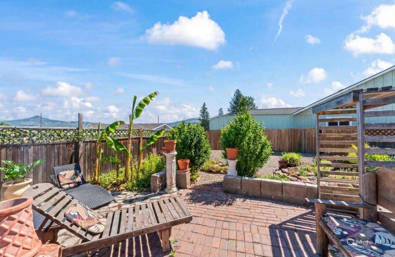 412 Barnum Drive Phoenix, OR 97535 - Photo 22 of 34 Backyard