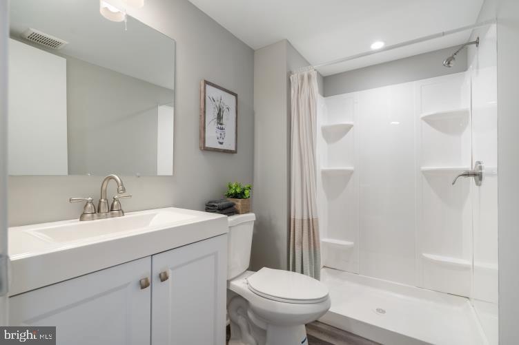 166 Orville Road Baltimore, MD 21221 - Photo 14 of 32 Gallery Image 14