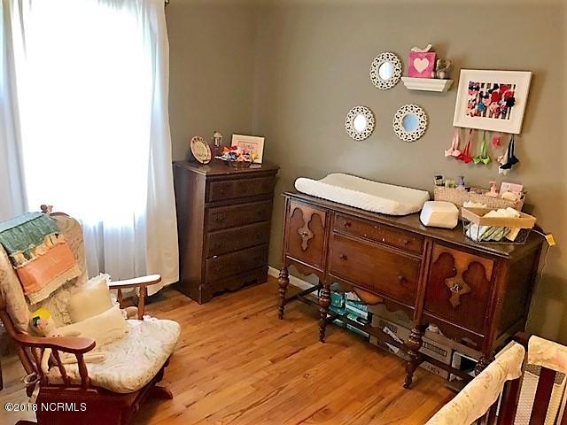 659 Suggs Road Tarboro, NC 27886 - Photo 15 of 24 659 Suggs Rd bedroom 1c