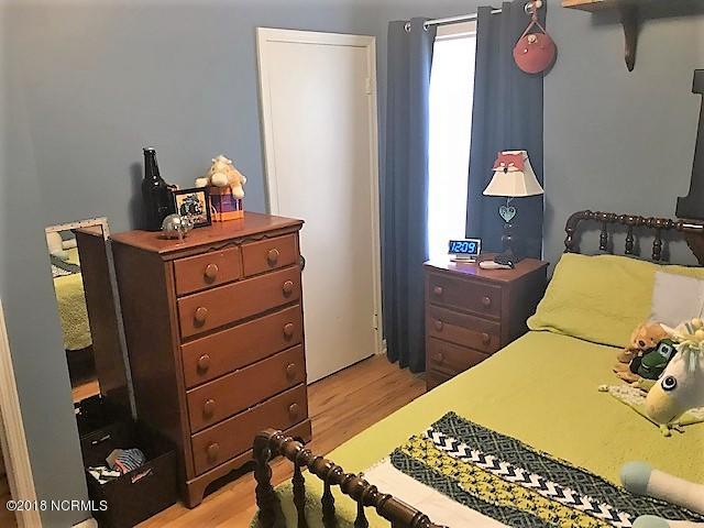 659 Suggs Road Tarboro, NC 27886 - Photo 16 of 24 659 Suggs Rd bedroom 2