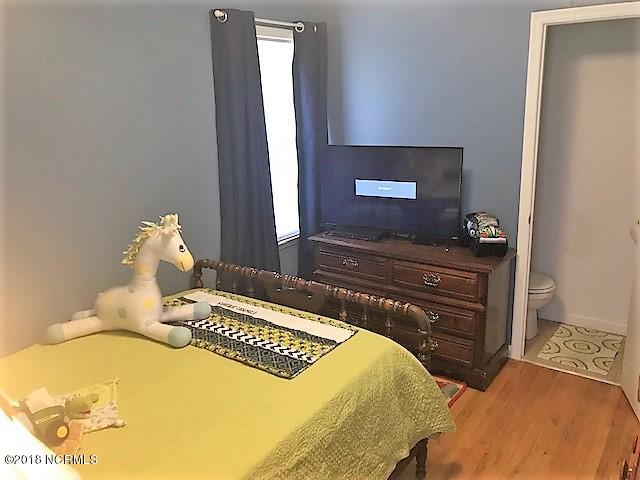 659 Suggs Road Tarboro, NC 27886 - Photo 18 of 24 659 Suggs Rd bedroom 2a
