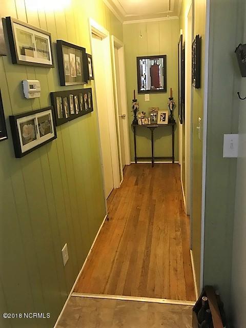 659 Suggs Road Tarboro, NC 27886 - Photo 2 of 24 659 Suggs Rd hall