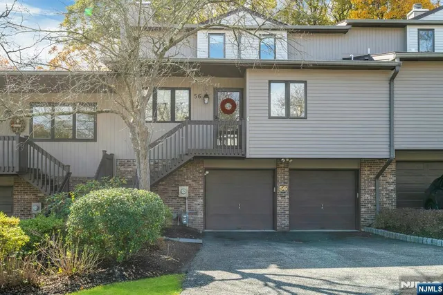 $879,000 | 56 Peach Hill Court, Ramsey, NJ 07446