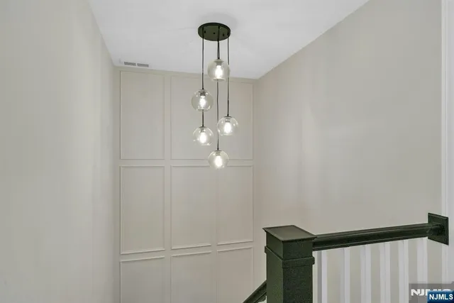 $879,000 | 56 Peach Hill Court, Ramsey, NJ 07446