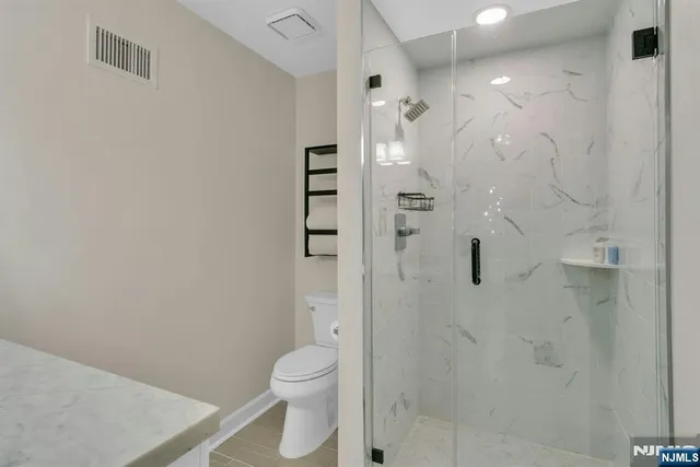 $879,000 | 56 Peach Hill Court, Ramsey, NJ 07446