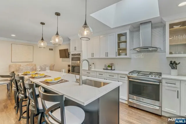 $879,000 | 56 Peach Hill Court, Ramsey, NJ 07446