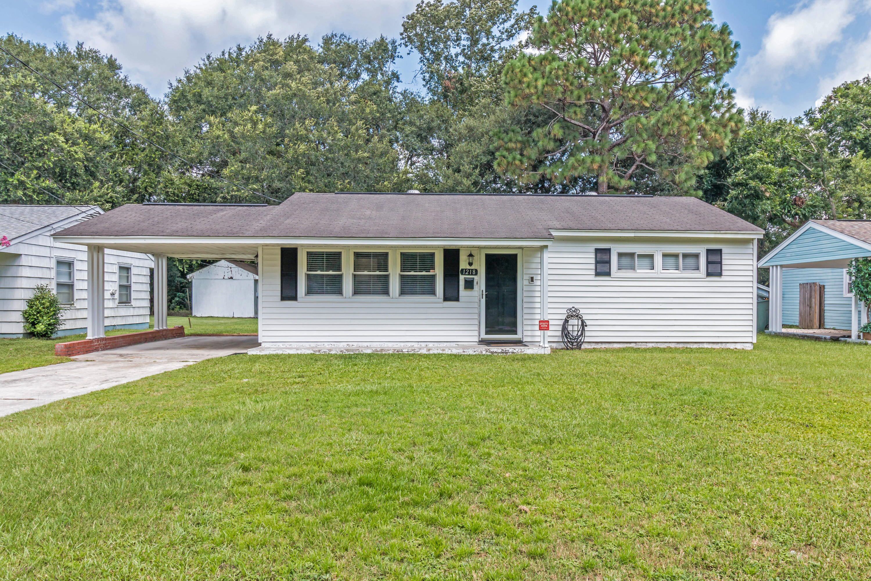 1218 Hawthorne Road Hanahan, SC 29410 - Photo 1 of 23 6