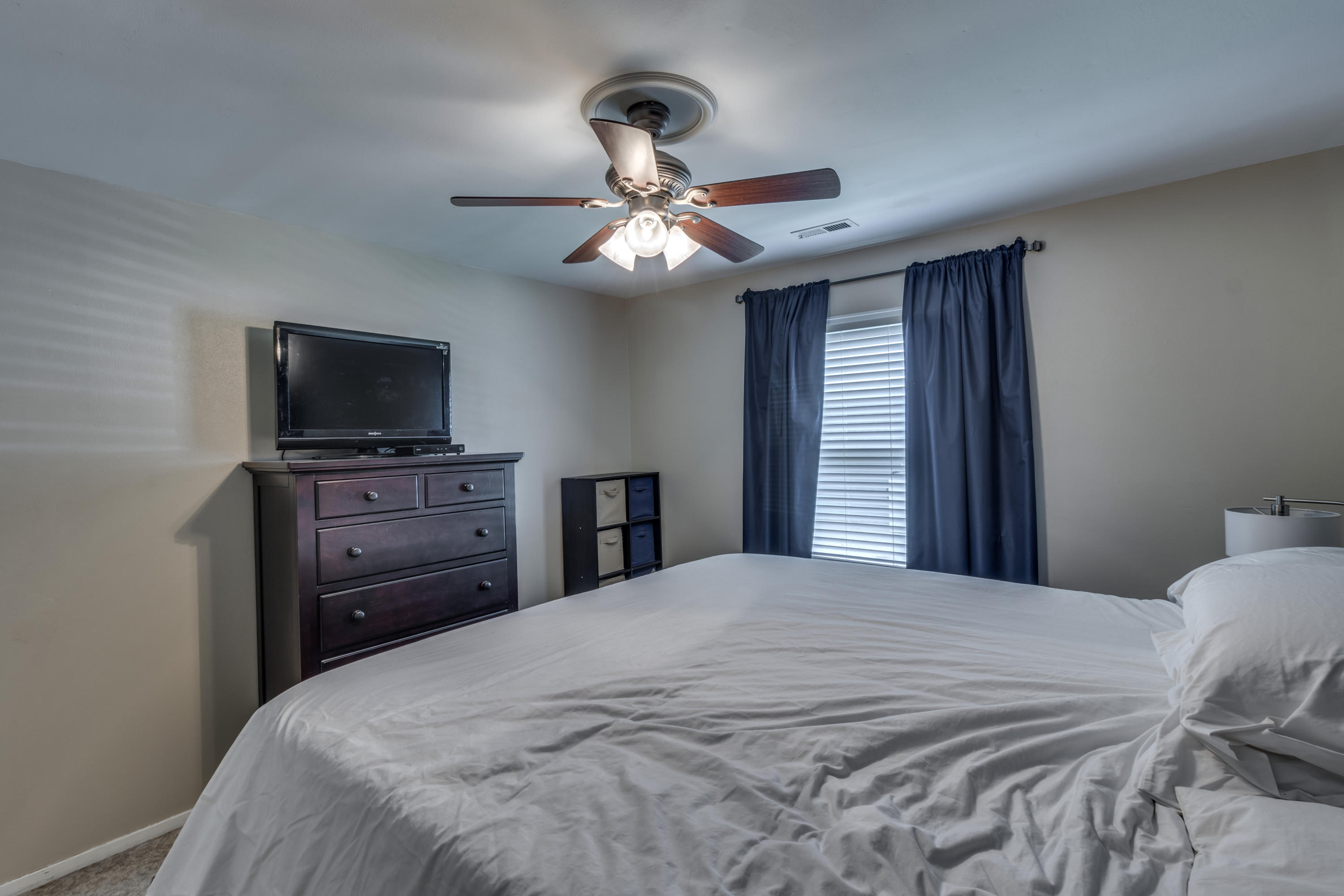 1218 Hawthorne Road Hanahan, SC 29410 - Photo 13 of 23 14
