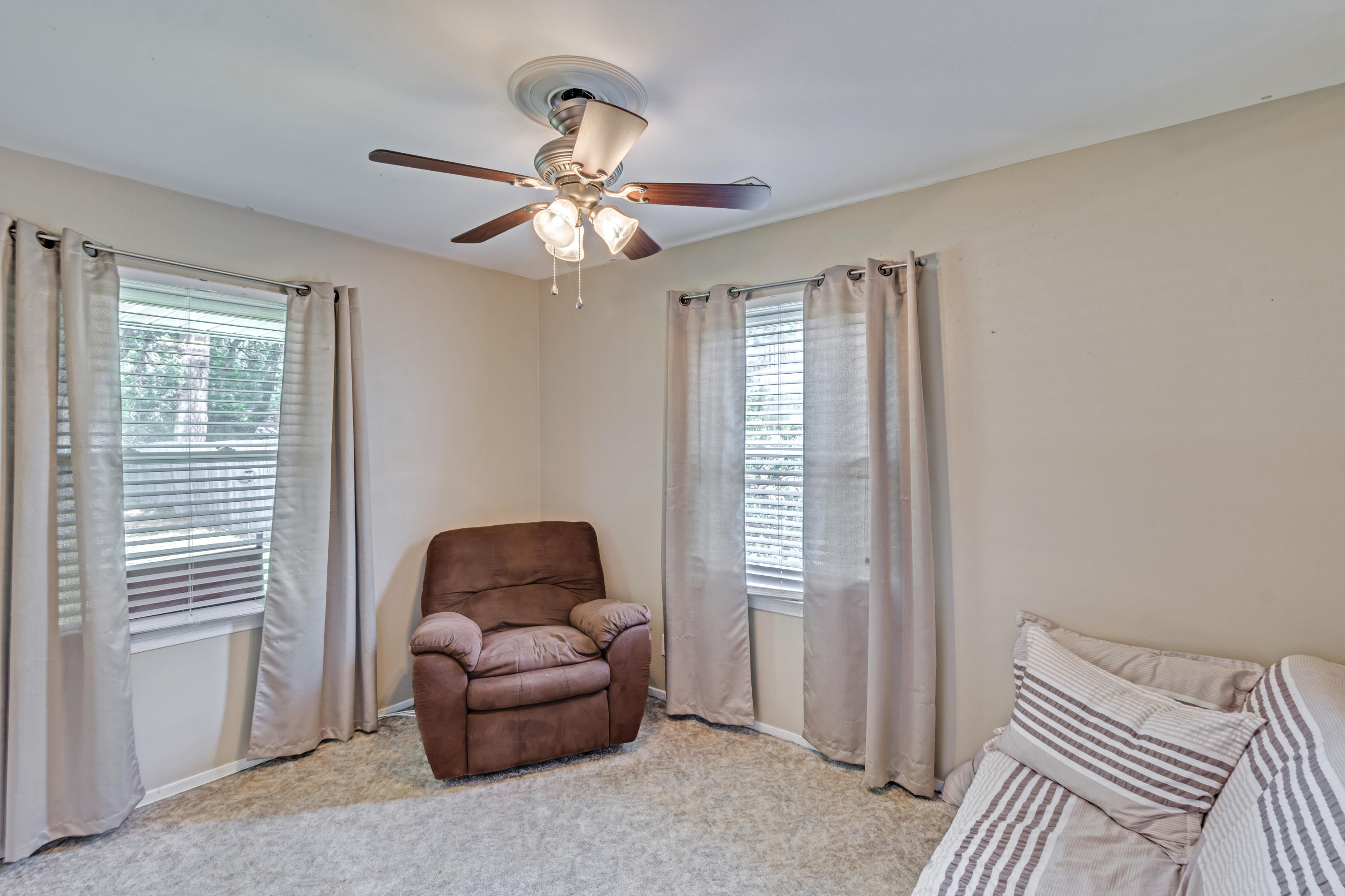 1218 Hawthorne Road Hanahan, SC 29410 - Photo 15 of 23 17