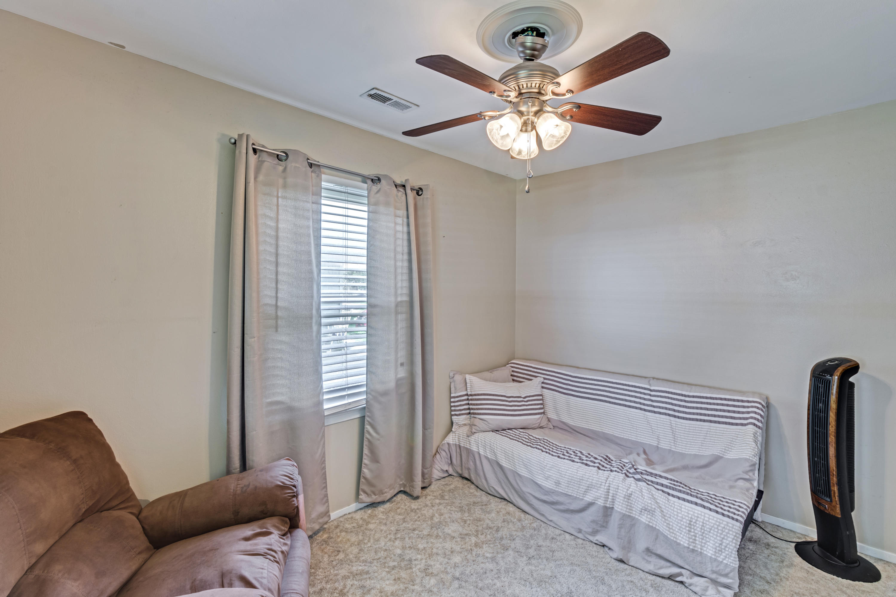 1218 Hawthorne Road Hanahan, SC 29410 - Photo 16 of 23 18